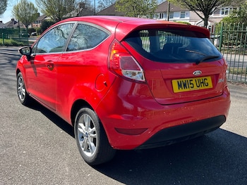 Used Ford Fiesta 2015 for sale - 78808149: Photo