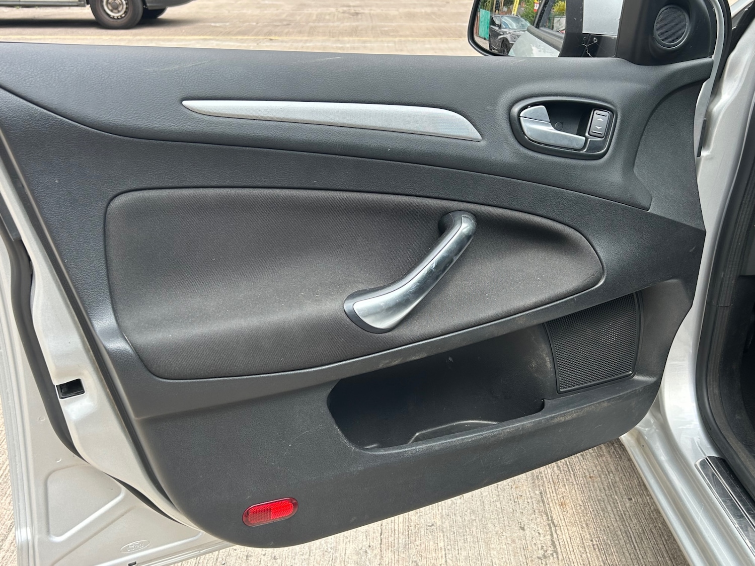 Used Ford Mondeo 2011 for sale - 76665949: Photo 11