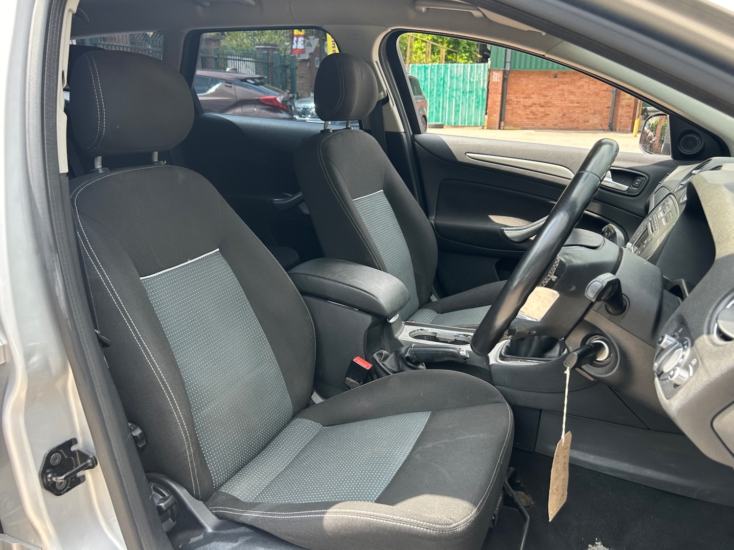 Used Ford Mondeo 2011 for sale - 76665949: Photo 16