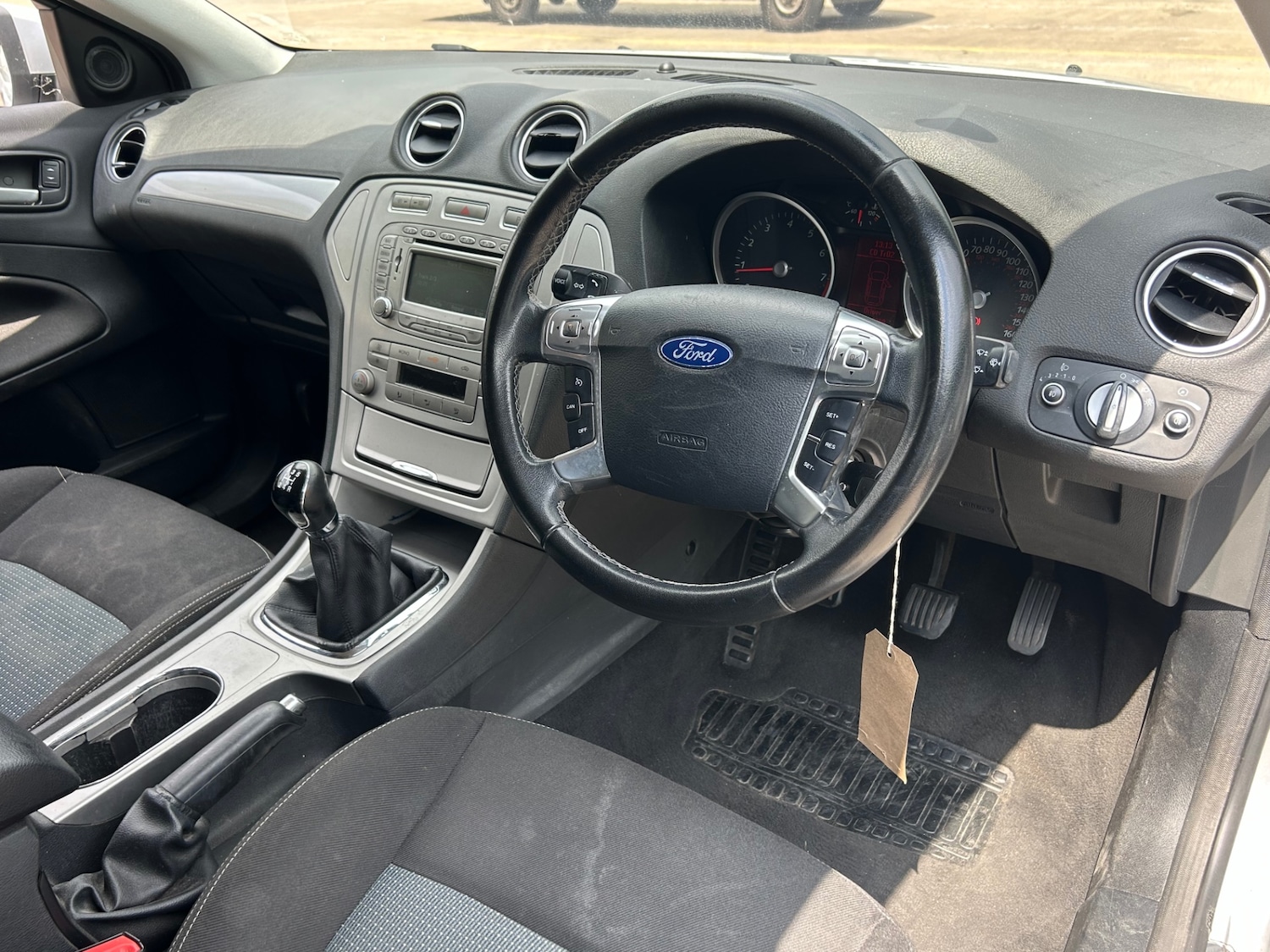 Used Ford Mondeo 2011 for sale - 76665949: Photo 17