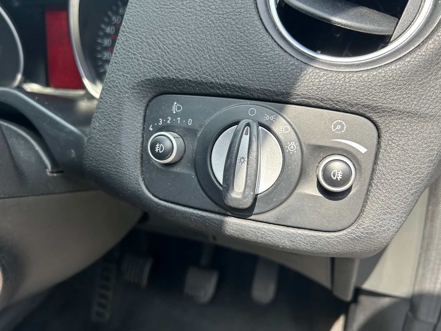 Used Ford Mondeo 2011 for sale - 76665949: Photo 20