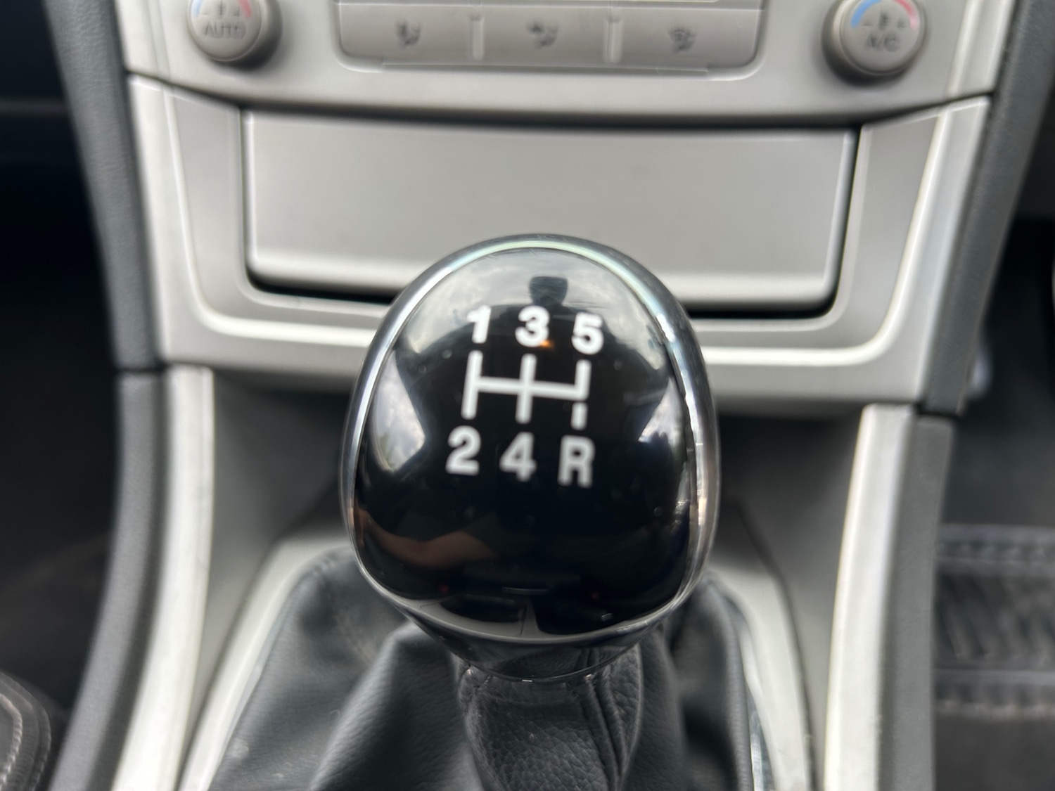 Used Ford Mondeo 2011 for sale - 76665949: Photo 23