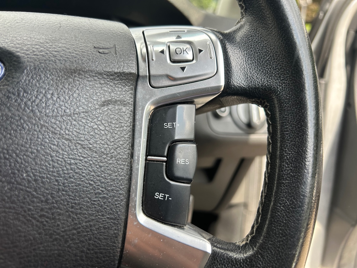 Used Ford Mondeo 2011 for sale - 76665949: Photo 25