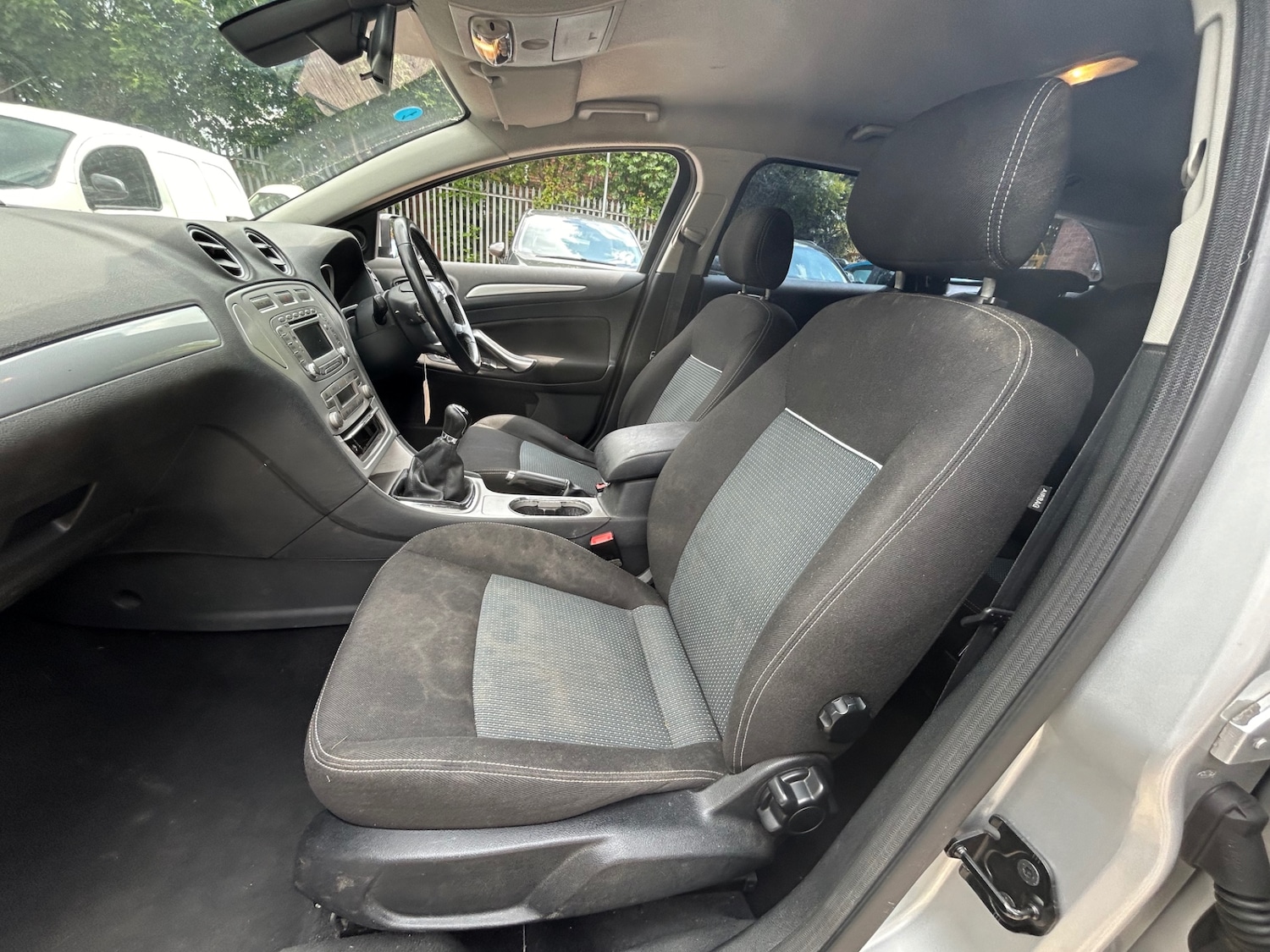 Used Ford Mondeo 2011 for sale - 76665949: Photo 9