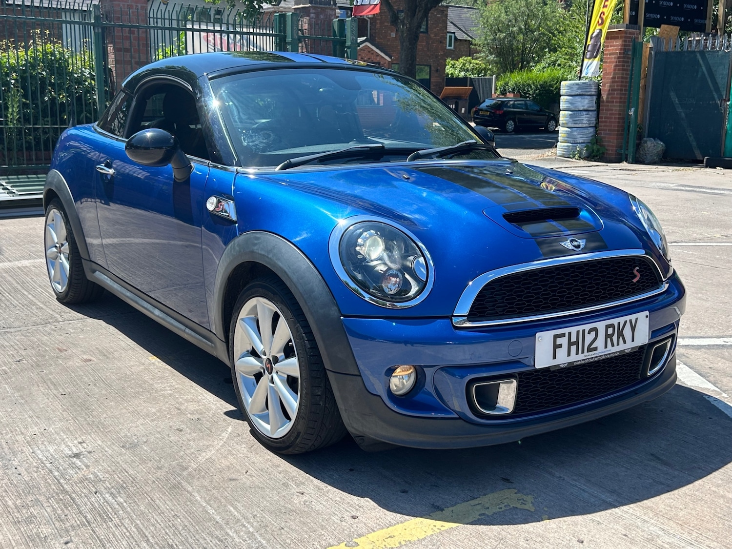 Used MINI Coupe 2012 for sale - 76643849: Photo 1