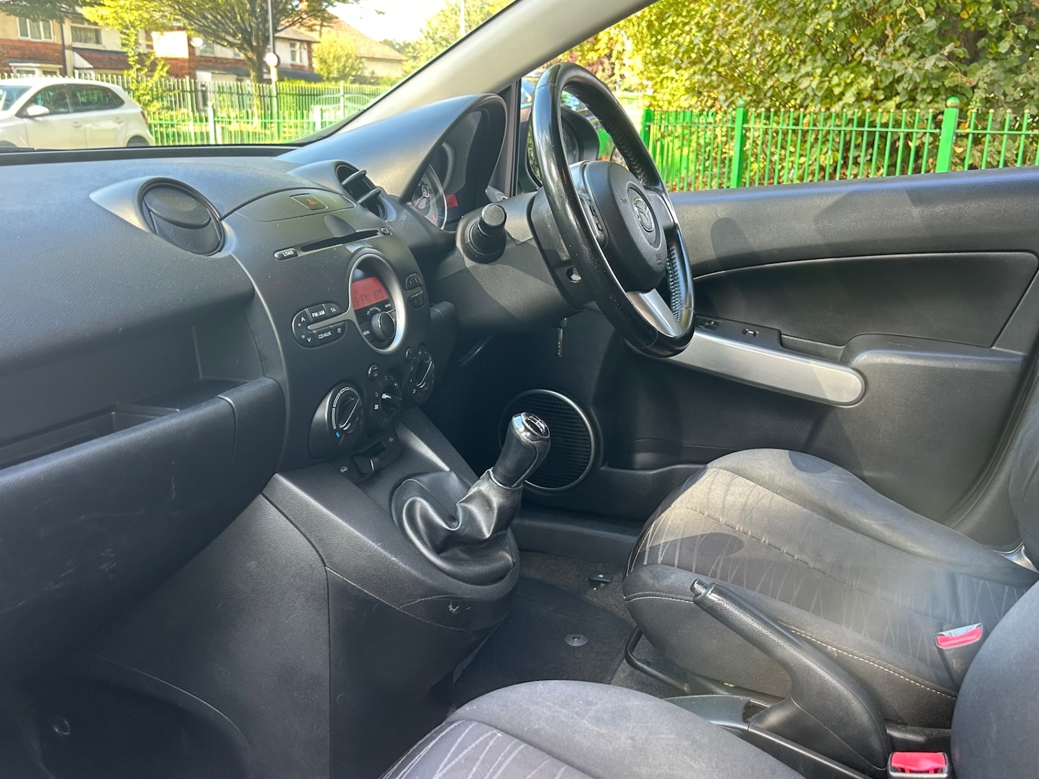 Used Mazda Mazda2 2009 for sale - 76665935: Photo 10