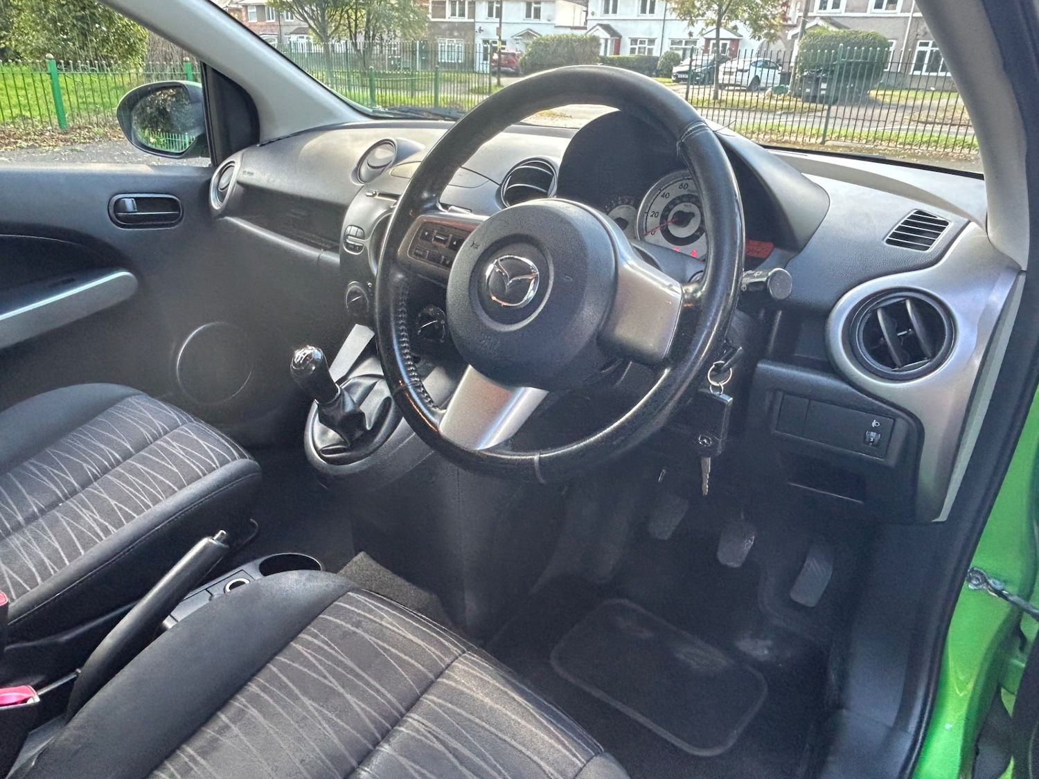 Used Mazda Mazda2 2009 for sale - 76665935: Photo 21