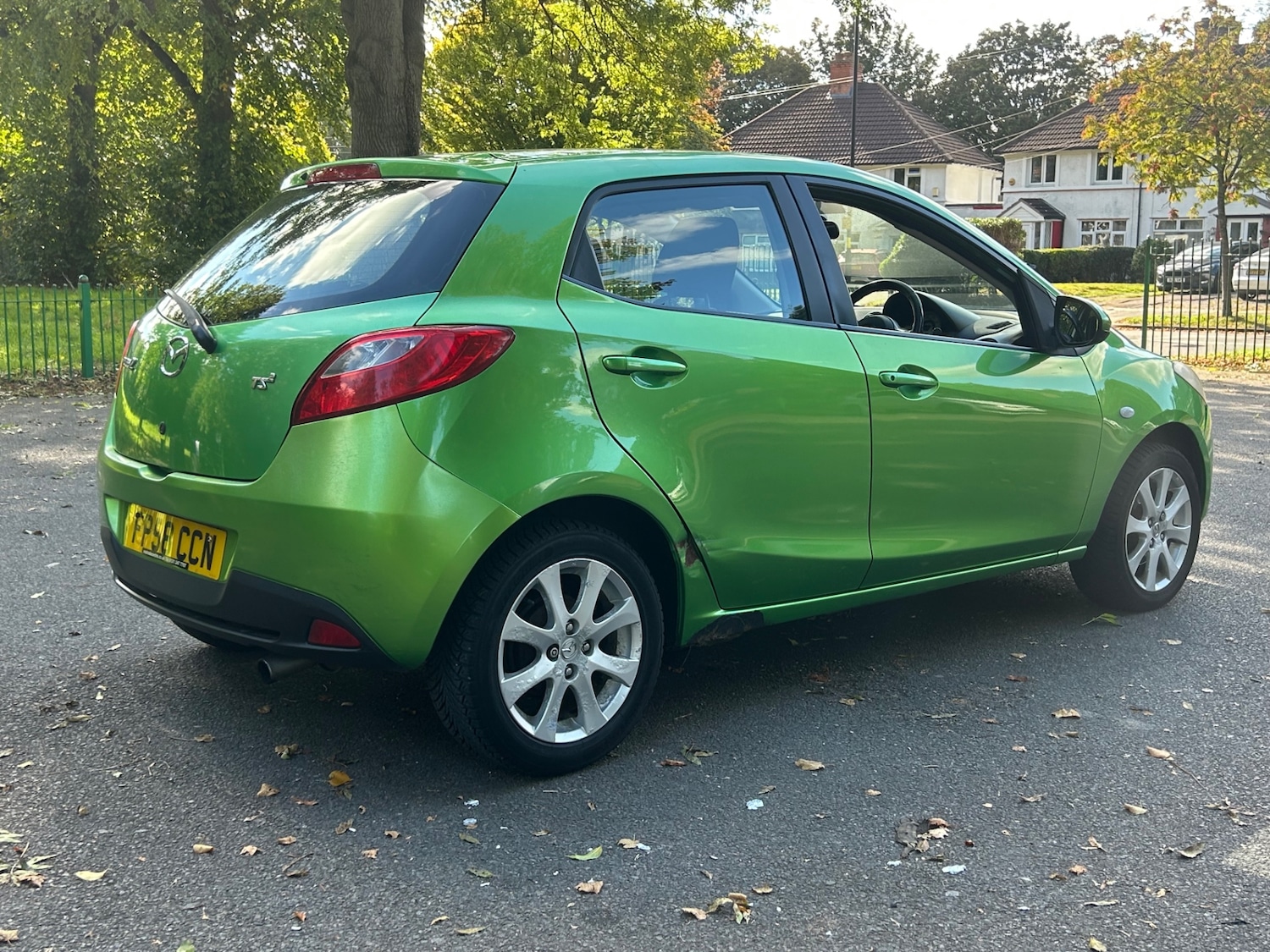 Used Mazda Mazda2 2009 for sale - 76665935: Photo 7