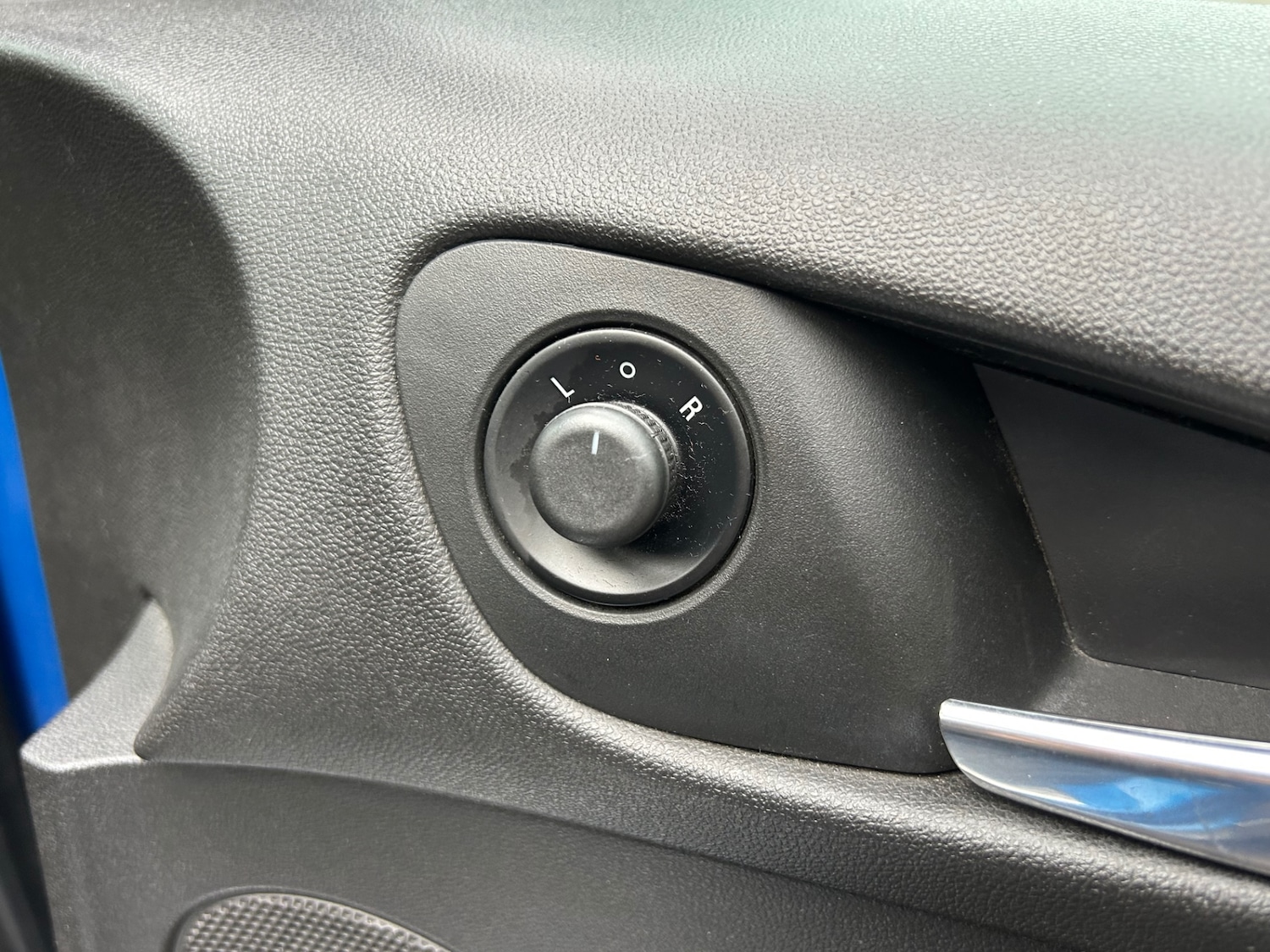 Used Vauxhall ADAM 2015 for sale - 77802501: Photo 22