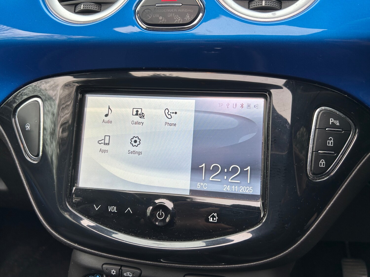 Used Vauxhall ADAM 2015 for sale - 77802501: Photo 25