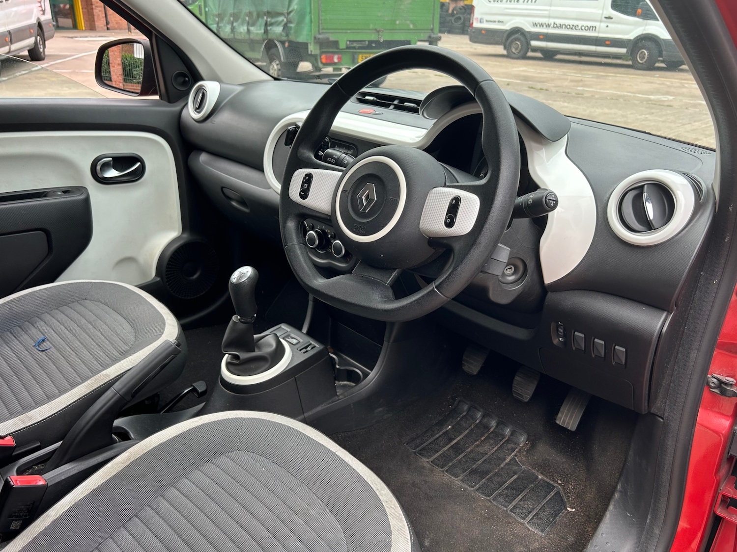 Used Renault Twingo 2016 for sale - 77802303: Photo 11