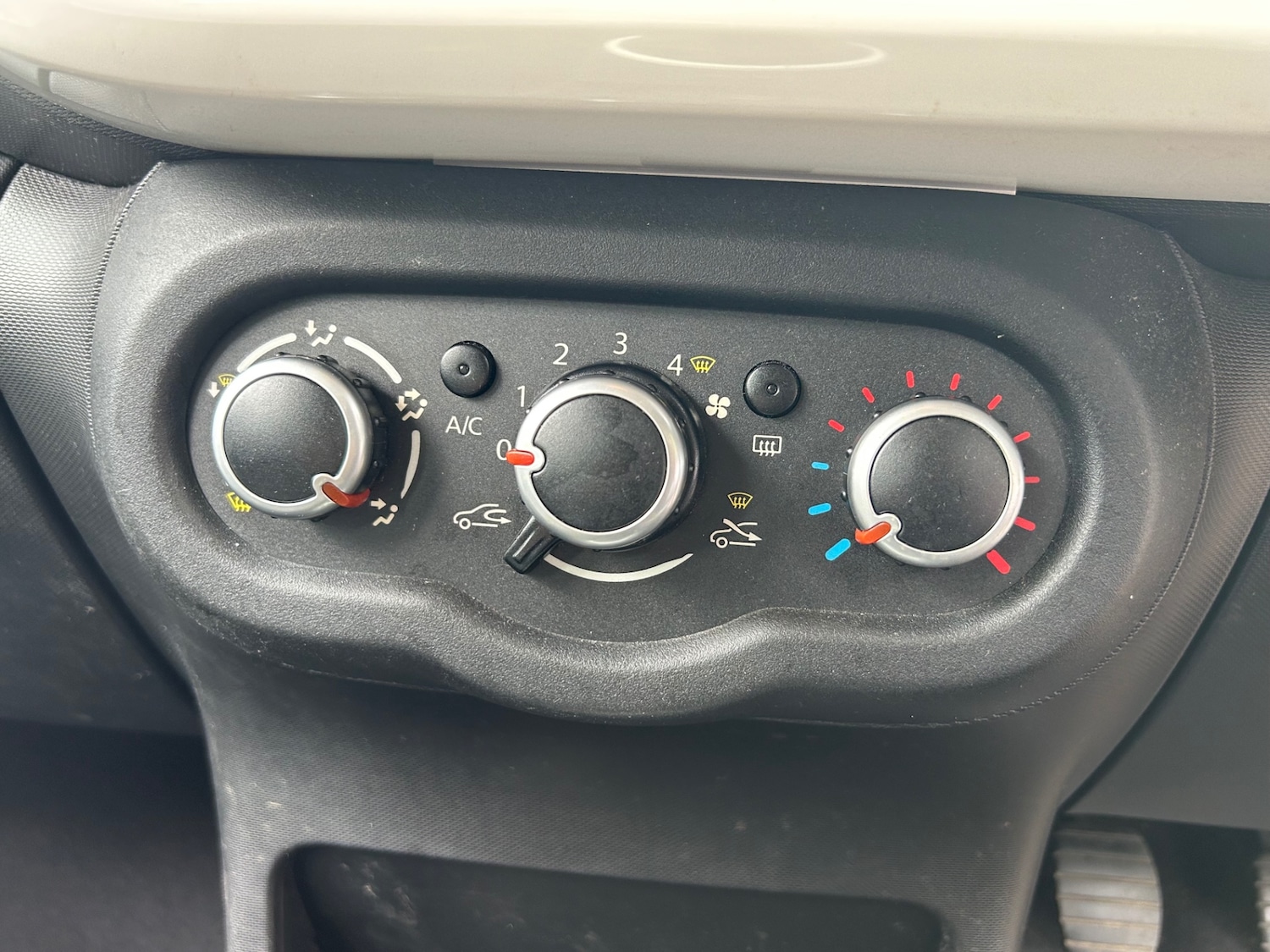 Used Renault Twingo 2016 for sale - 77802303: Photo 19