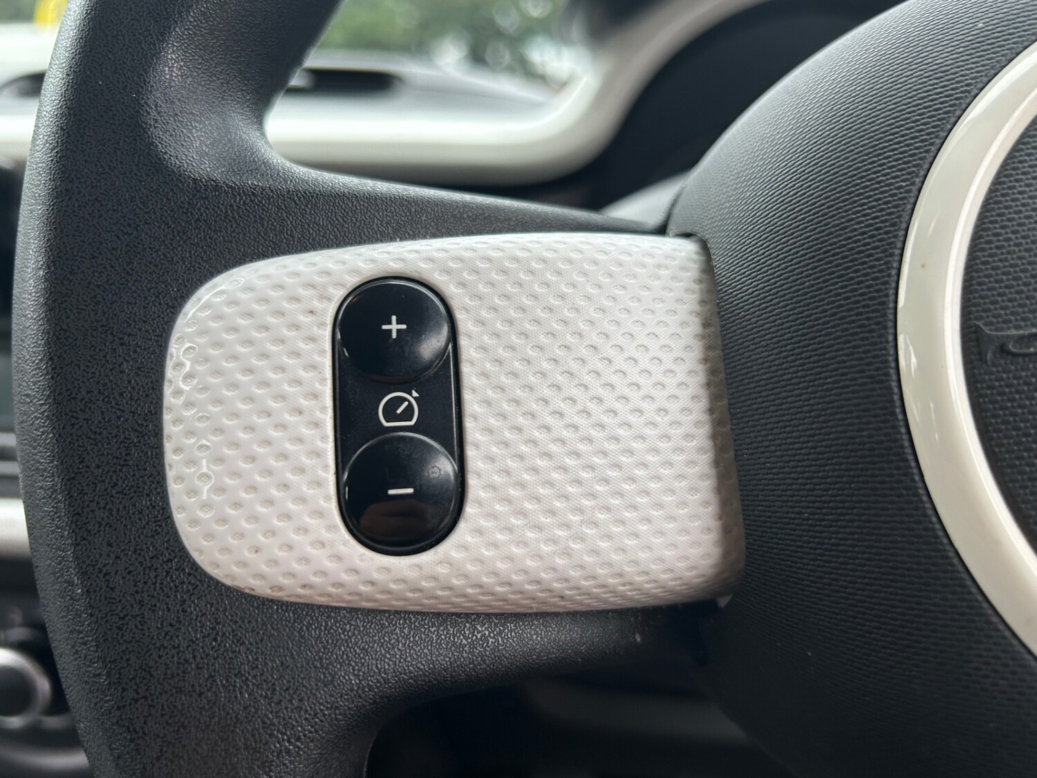 Used Renault Twingo 2016 for sale - 77802303: Photo 22