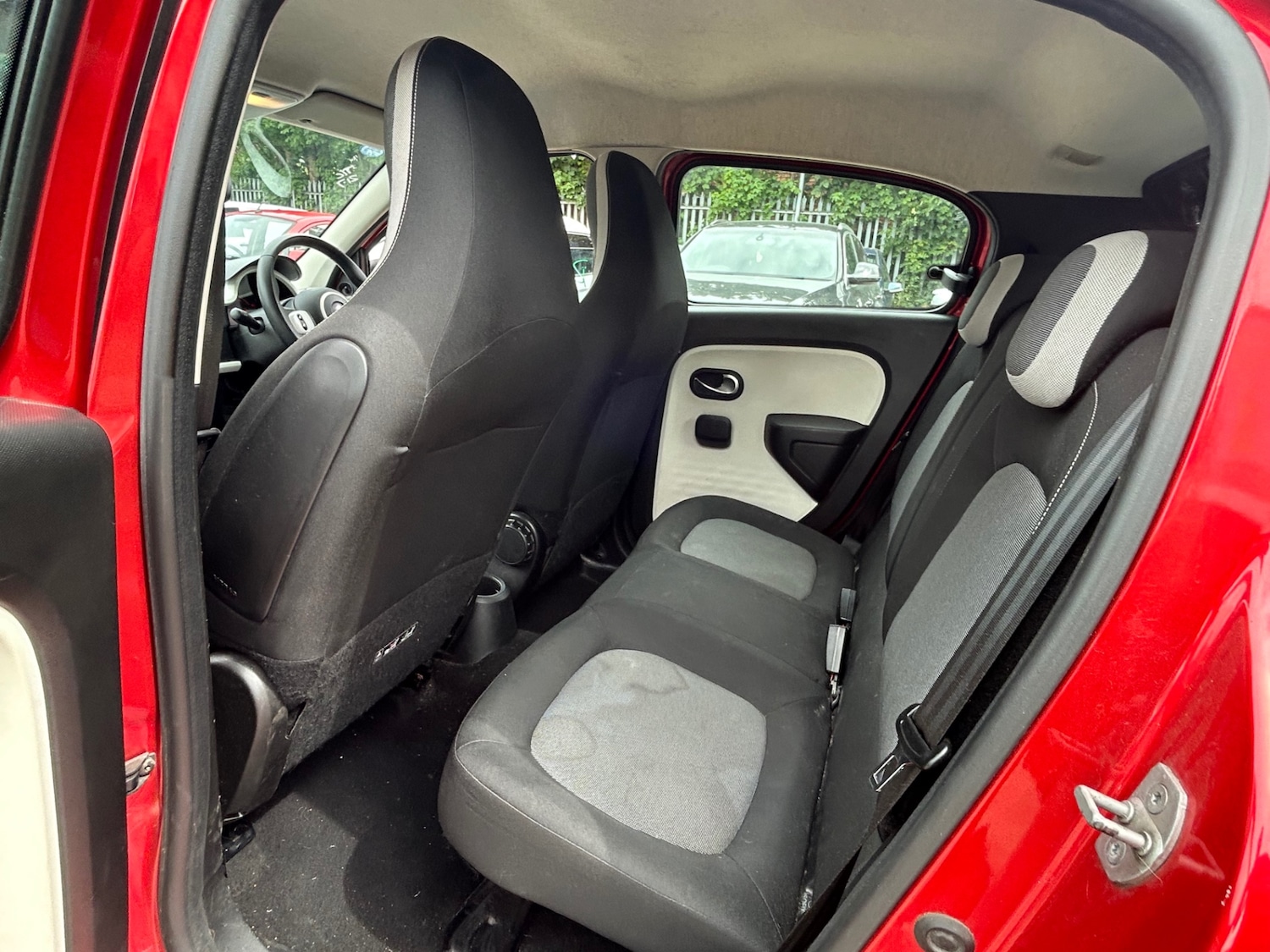 Used Renault Twingo 2016 for sale - 77802303: Photo 24