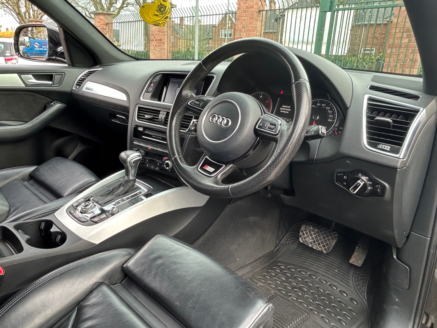 Used Audi Q5 2015 for sale - 76644517: Photo 28