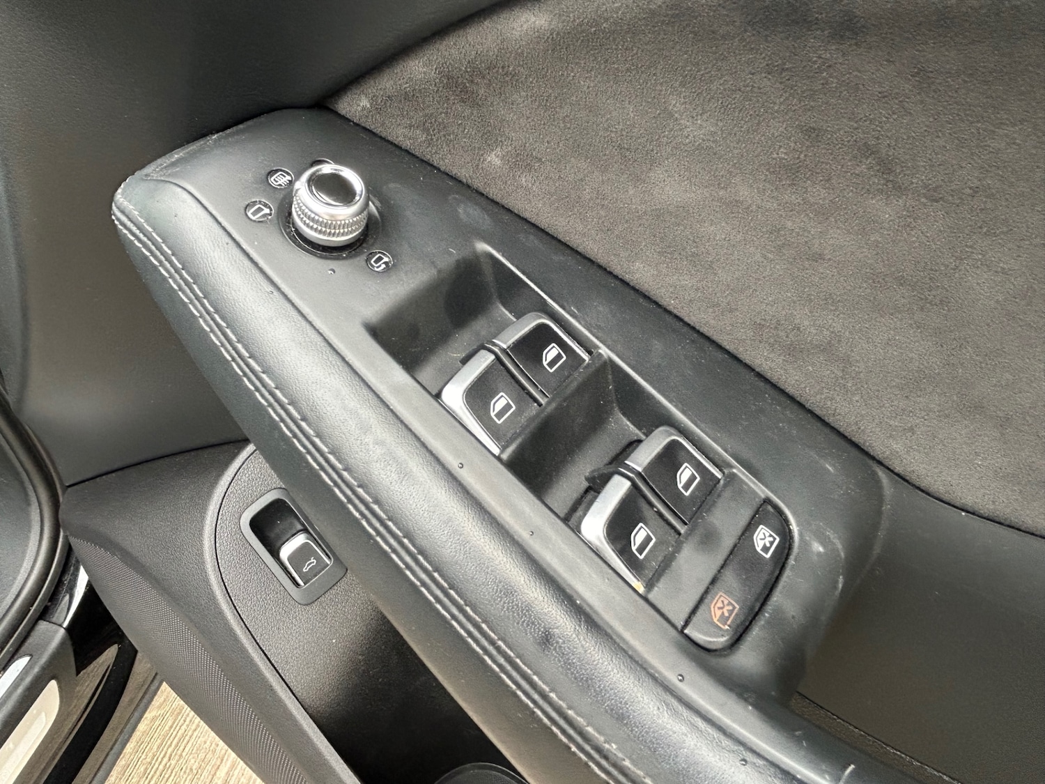 Used Audi Q5 2015 for sale - 76644517: Photo 30