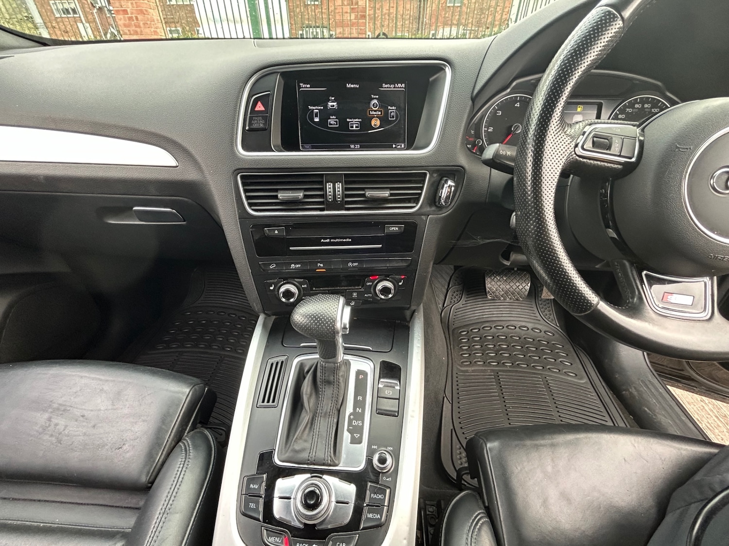 Used Audi Q5 2015 for sale - 76644517: Photo 31