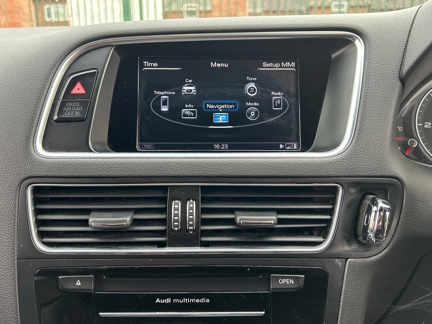 Used Audi Q5 2015 for sale - 76644517: Photo 32