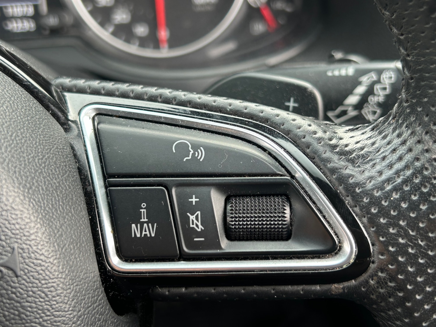 Used Audi Q5 2015 for sale - 76644517: Photo 37