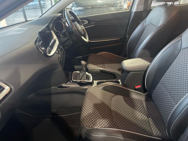 Used Kia Ceed 2023 for sale - 77582036: Photo 11