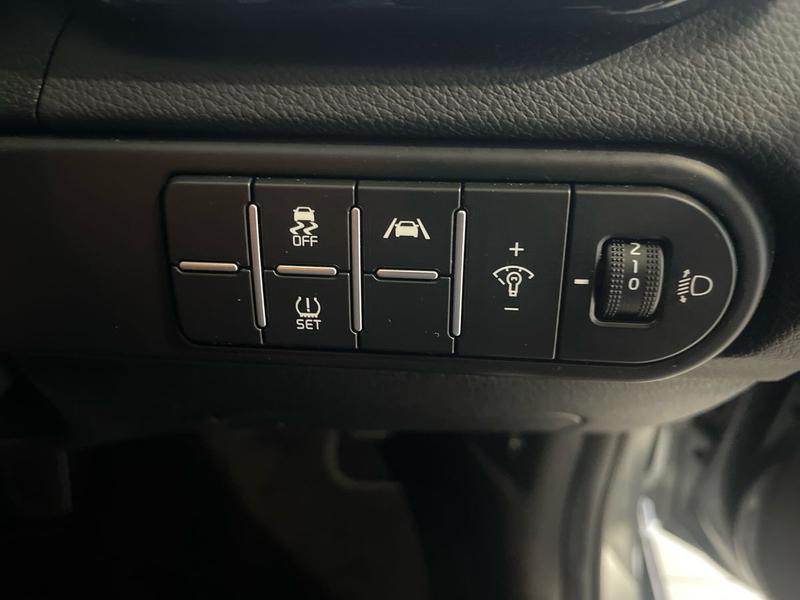 Used Kia Ceed 2023 for sale - 77582036: Photo 28