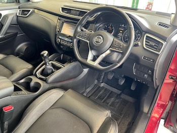 Used Nissan Qashqai 2018 for sale - 75611833: Photo