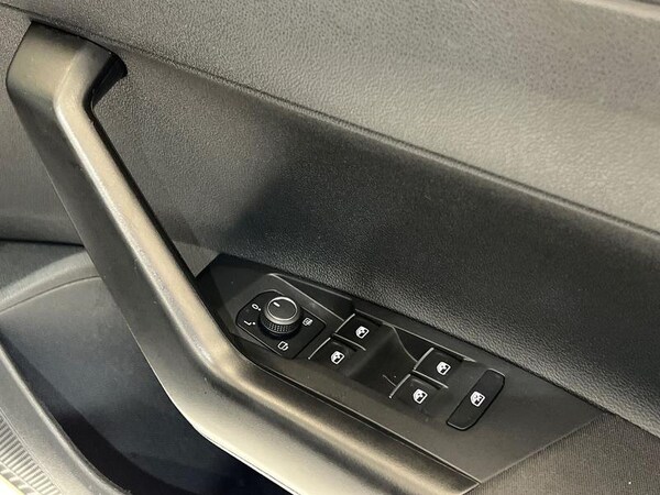 Used Volkswagen Taigo 2022 for sale - 75969453: Photo 17