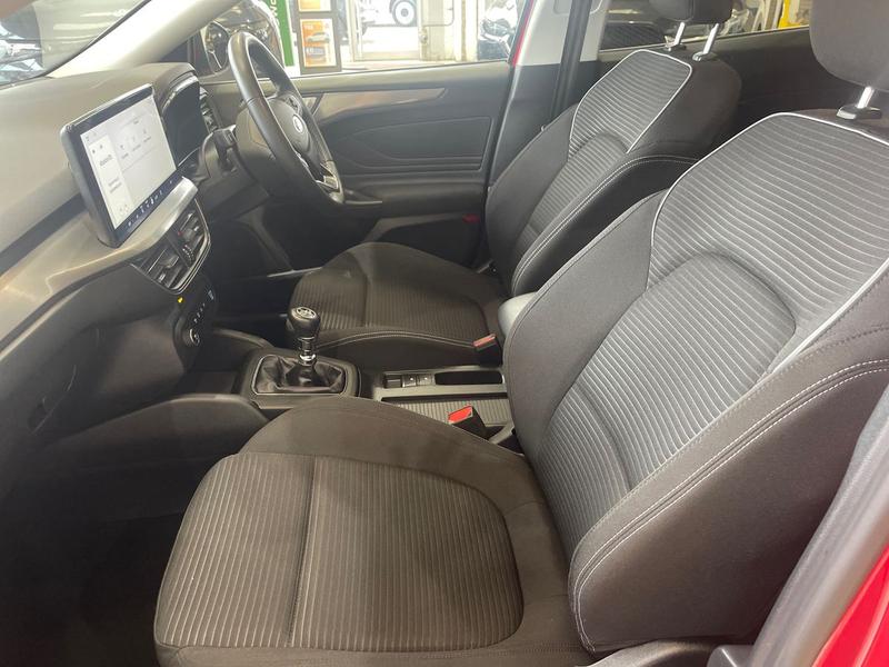 Used Ford Focus 2023 for sale - 76192614: Photo 11