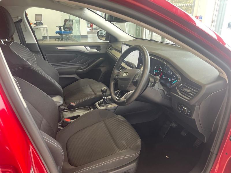 Used Ford Focus 2023 for sale - 76192614: Photo 3