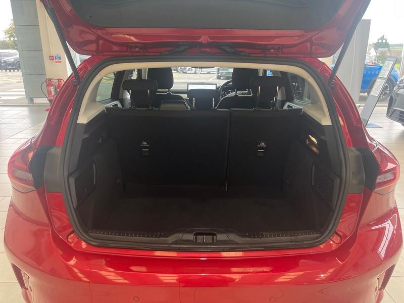 Used Ford Focus 2023 for sale - 76192614: Photo 9