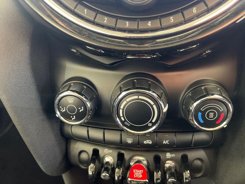 Used MINI Hatch 2019 for sale - 76744326: Photo 22