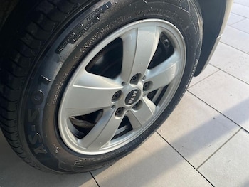 Used MINI Hatch 2019 for sale - 76744326: Photo