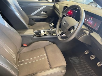 Used Vauxhall Astra 2023 for sale - 78767937: Photo