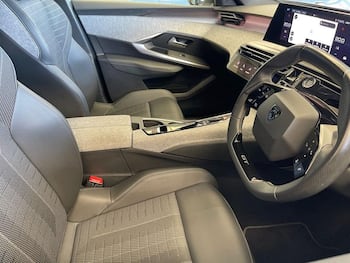 Used Peugeot 3008 2025 for sale - 79746349: Photo