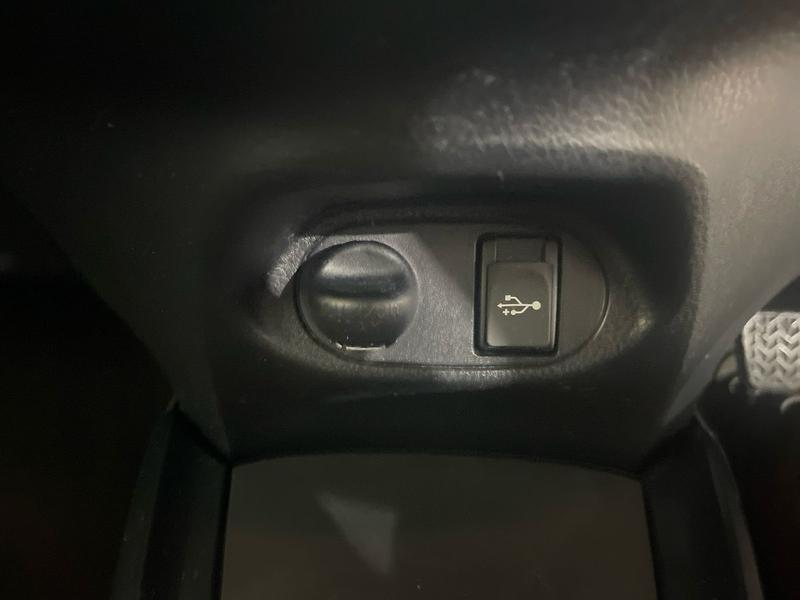 Used Toyota Yaris 2016 for sale - 76196643: Photo 21