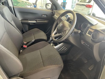 Used Suzuki Ignis 2023 for sale - 78587423: Photo