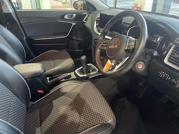 Used Kia Ceed 2023 for sale - 77186944: Photo