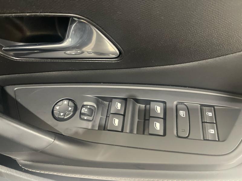 Used Peugeot 308 2023 for sale - 76196672: Photo 16