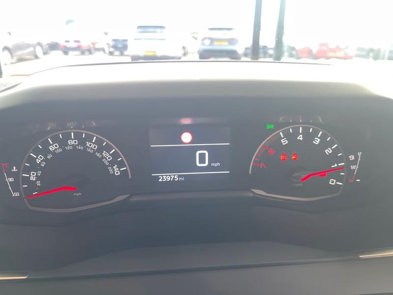 Used Peugeot 2008 2022 for sale - 77286312: Photo 28