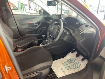 Used Peugeot 2008 2022 for sale - 77286312: Photo