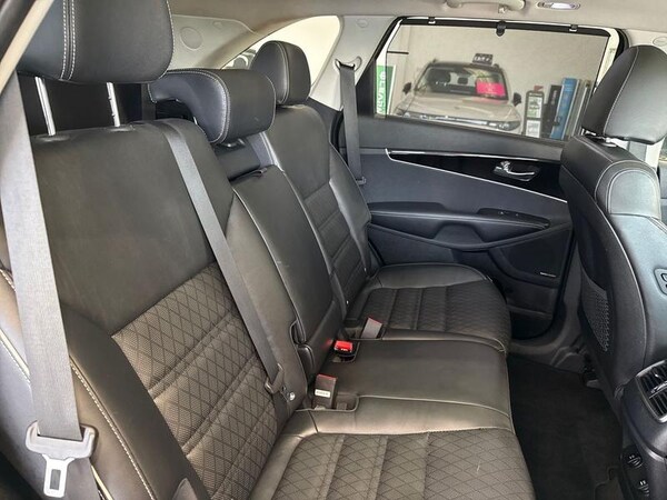 Used Kia Sorento 2018 for sale - 75337914: Photo 13