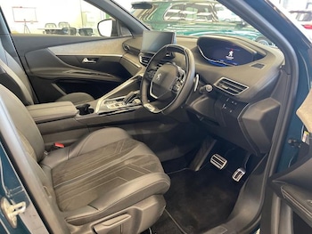 Used Peugeot 3008 2023 for sale - 77619819: Photo