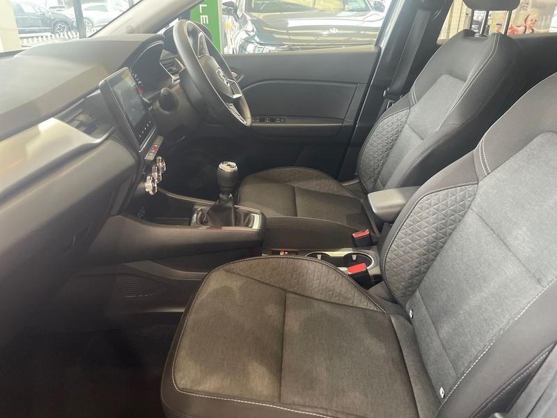 Used Renault Captur 2022 for sale - 77286310: Photo 11