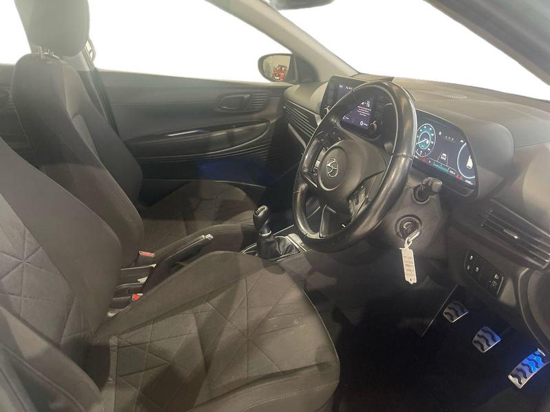 Used Hyundai BAYON 2022 for sale - 76744314: Photo 3