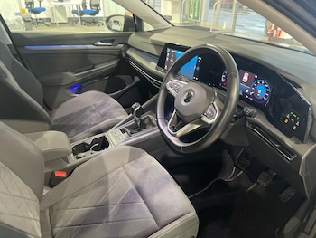 Used Volkswagen Golf 2020 for sale - 76394150: Photo