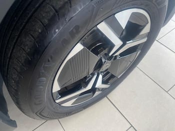 Used Peugeot 2008 2024 for sale - 79670898: Photo