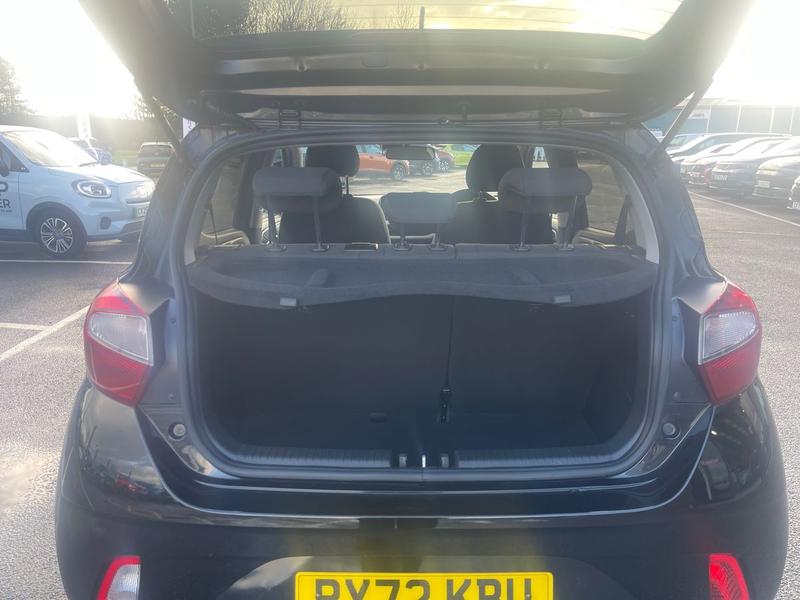 Used Hyundai i10 2023 for sale - 77701040: Photo 9