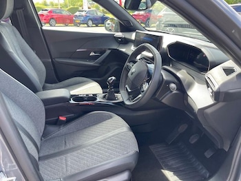 Used Peugeot 2008 2024 for sale - 78587424: Photo