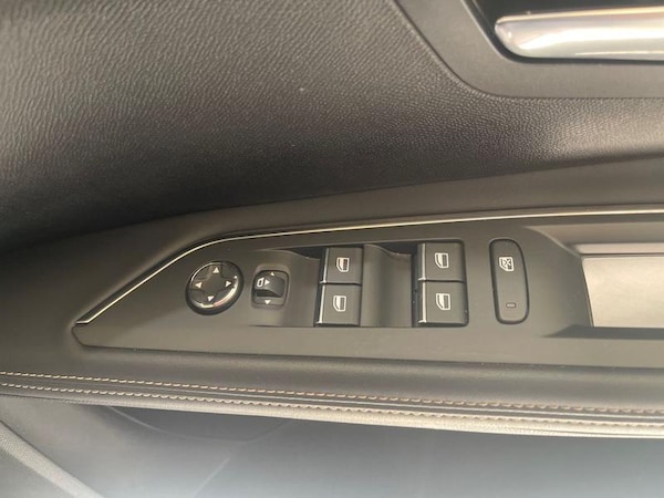 Used Peugeot 5008 2023 for sale - 76046449: Photo 18