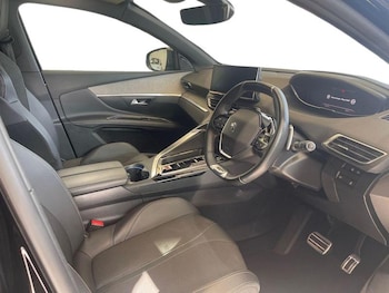 Used Peugeot 5008 2023 for sale - 76046449: Photo 3